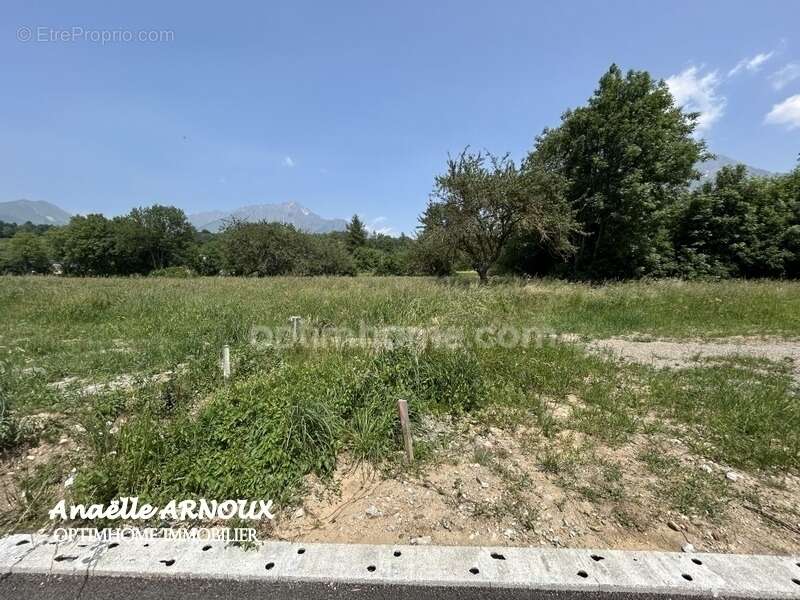 Terrain à CHAUFFAYER