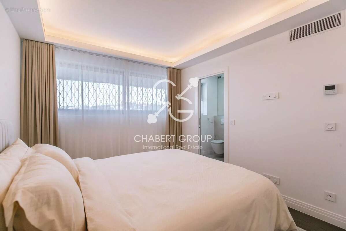 Appartement à VILLENEUVE-LOUBET