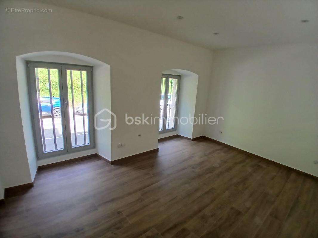 Proche centre-ville, tres bel appartement t3  neuf avec terrasse a proximite du doubs!!!!! - photo 5