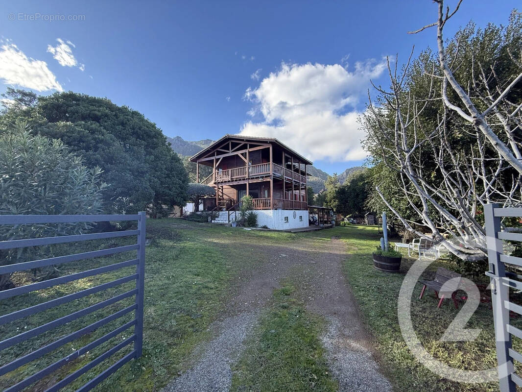 Maison à SANTA-MARIA-POGGIO