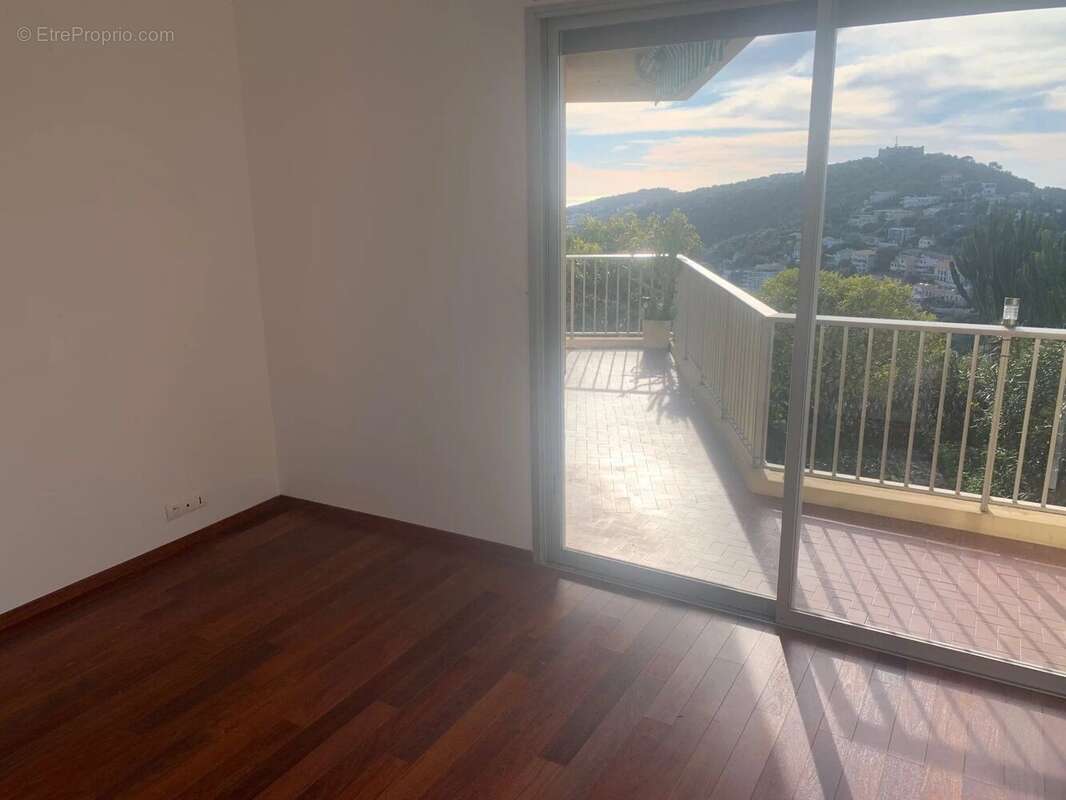 Appartement à VILLEFRANCHE-SUR-MER