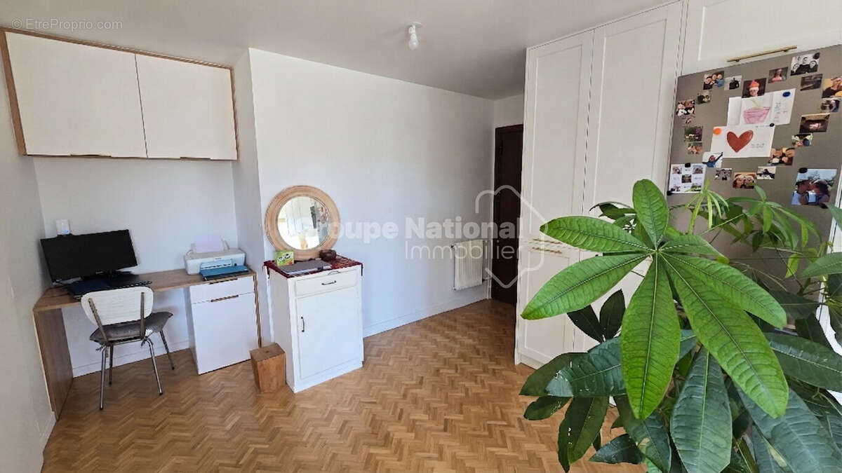 Appartement Versailles 3 pièce(s) 70 m2 + TERRASSE de 42m² - photo 8
