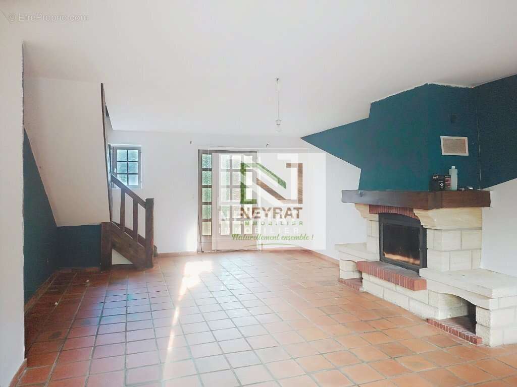 Maison à SAINT-MAURICE-EN-RIVIERE