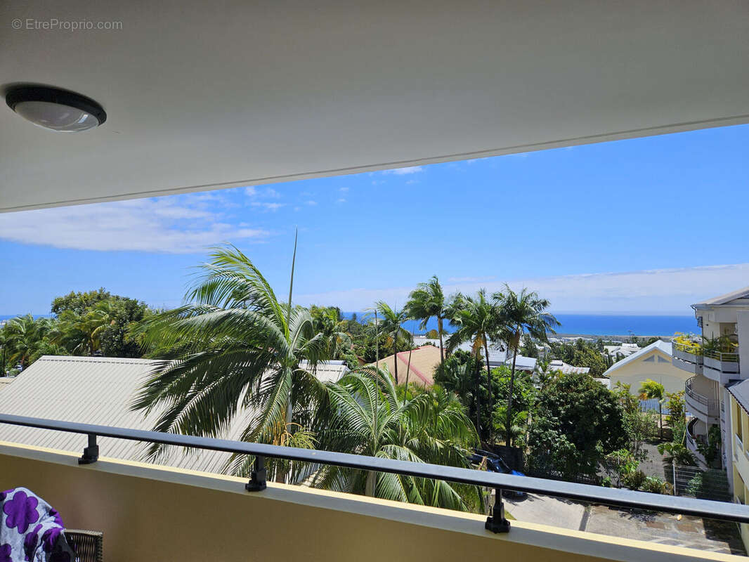 Photo 2 - Appartement à SAINT-DENIS