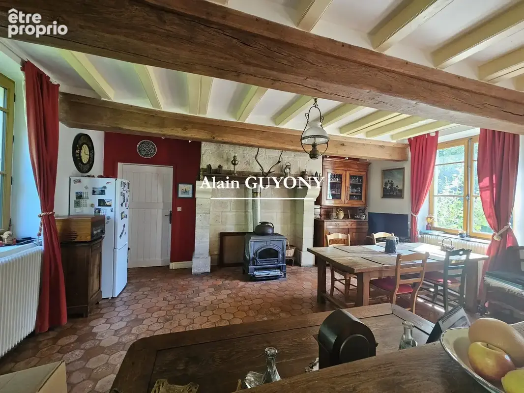 Maison 7 pièces 185 m² à vendre à Pont-L'eveque (14130) - photo 4