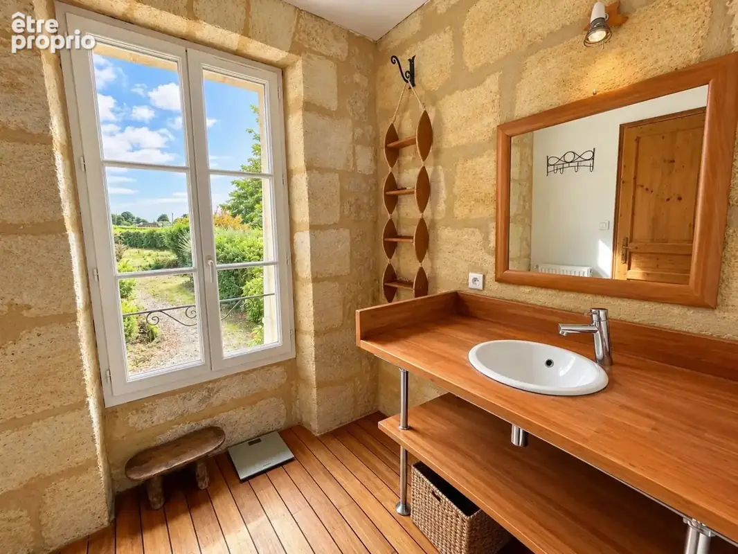 Propriété de charme – 3 habitations, parc de 9 000 m² et grande piscine à 20mn de Saint Émilion - photo 9