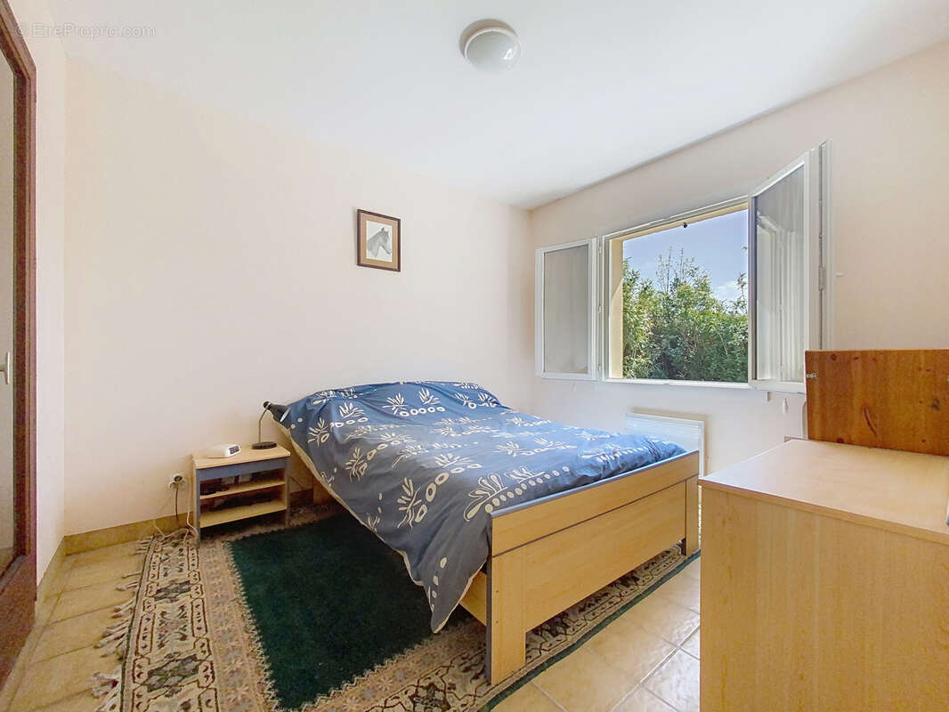 Maison à SAINT-JULIEN-EN-BORN