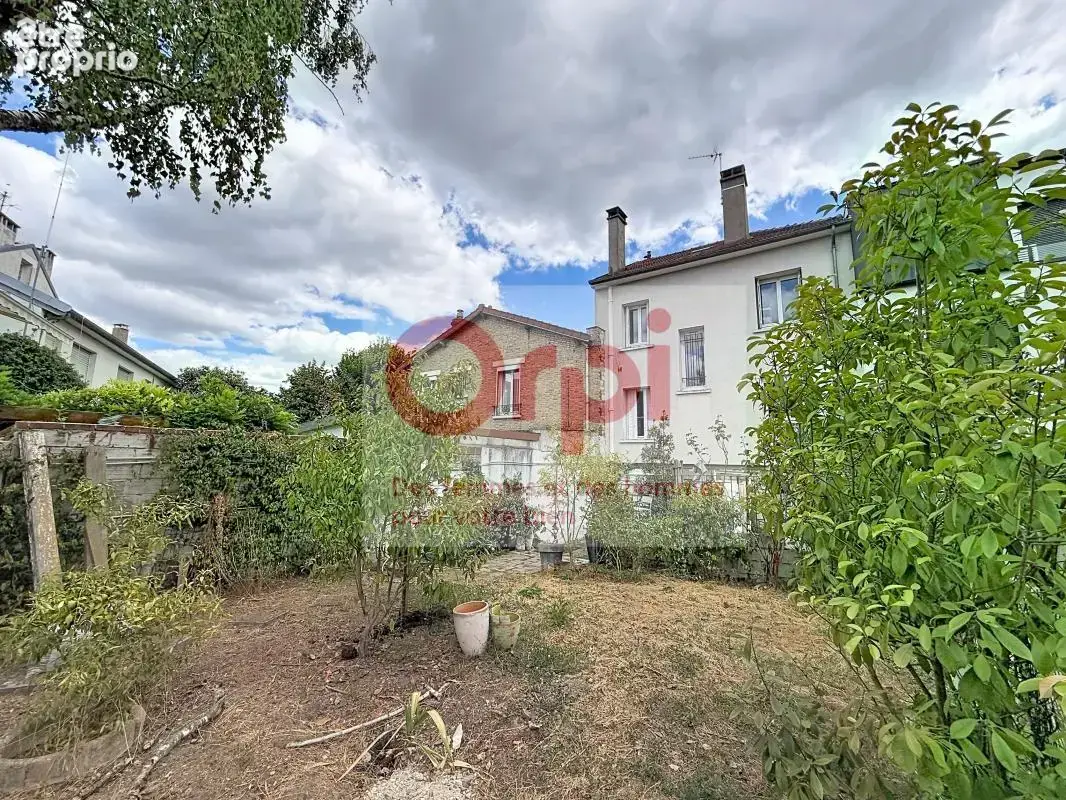 Maison à ISSY-LES-MOULINEAUX