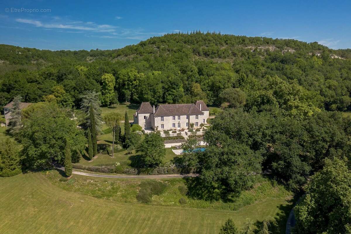 Domaine d’exception avec château rénové, lac, sources et 38 hectares – Proche de Montcuq, Lot (Occitanie) - photo 41