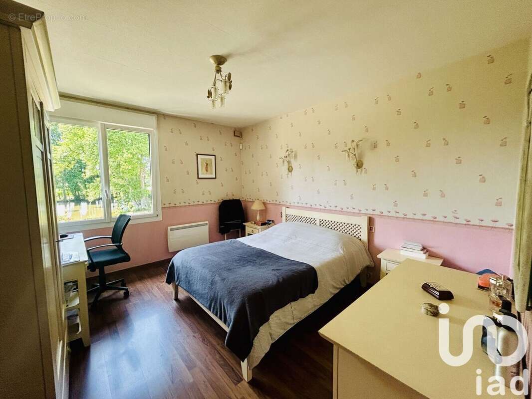 Photo 8 - Maison à LA CHAPELLE-JANSON