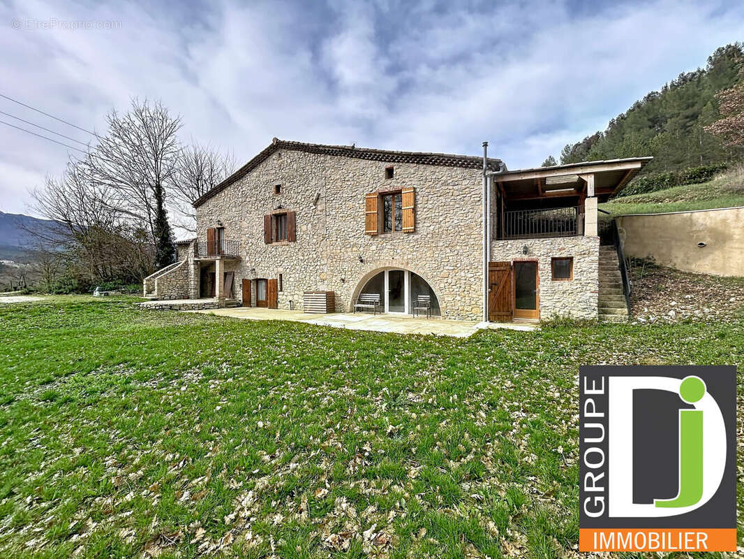 Maison à MIRABEL-ET-BLACONS