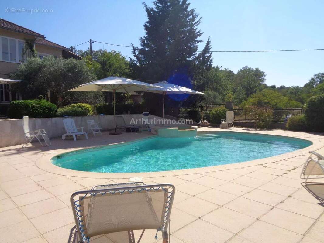 Maison à ALLEMAGNE-EN-PROVENCE