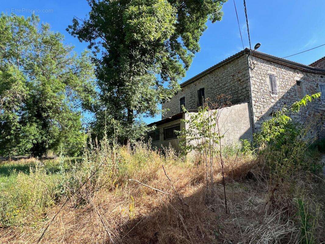 Maison à BERRIAS-ET-CASTELJAU