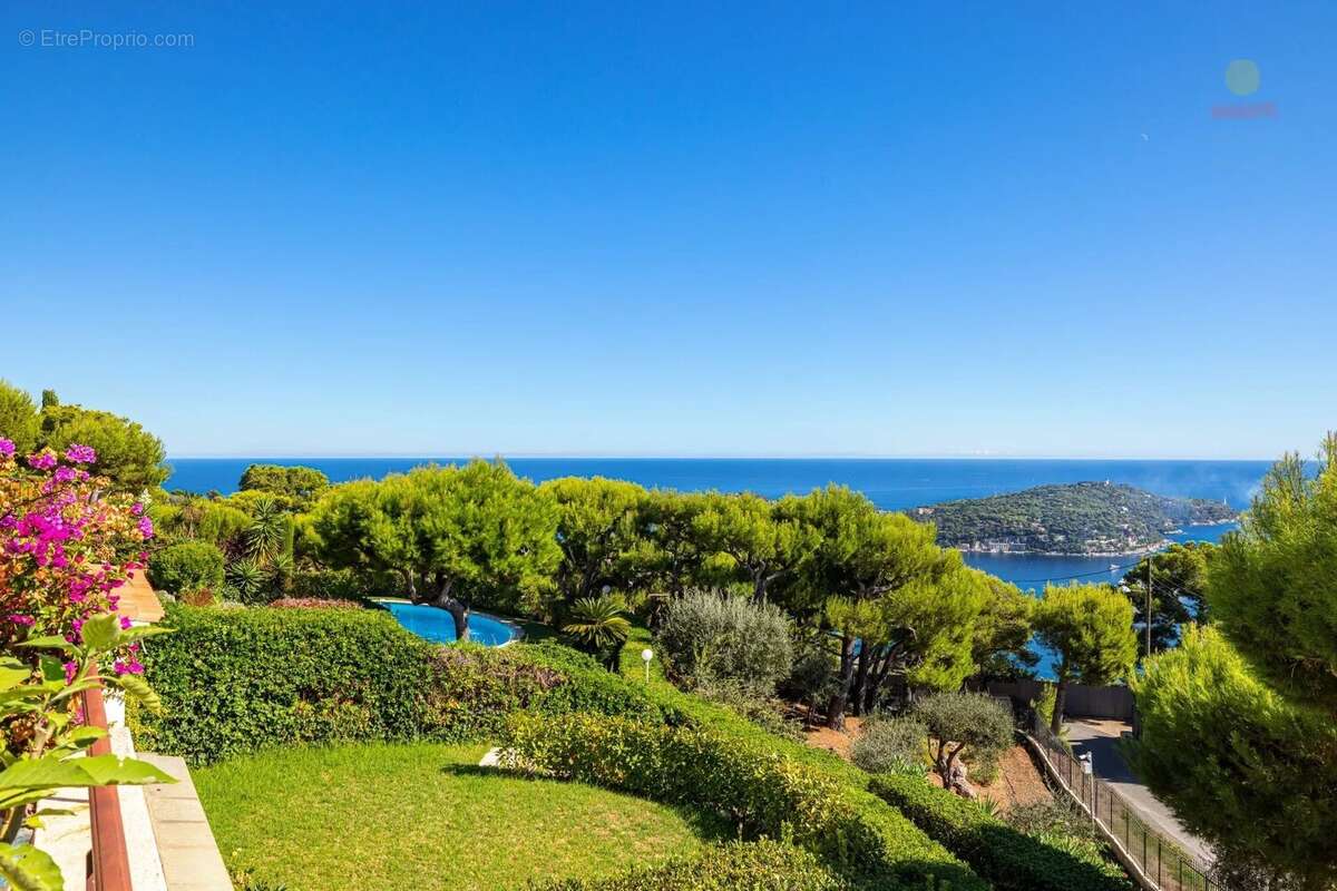 Appartement à VILLEFRANCHE-SUR-MER