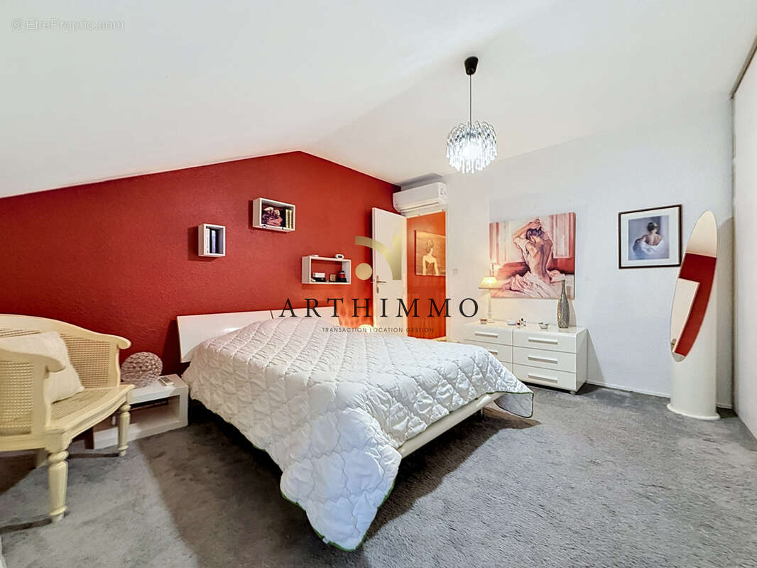 Appartement à ROMANS-SUR-ISERE