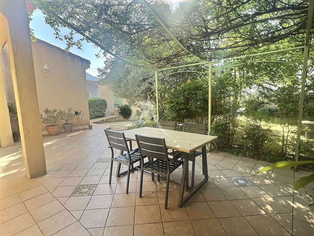 Maison à MARSEILLE-11E