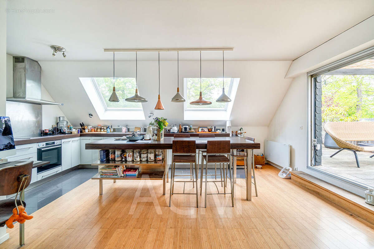 Appartement à MAISONS-LAFFITTE