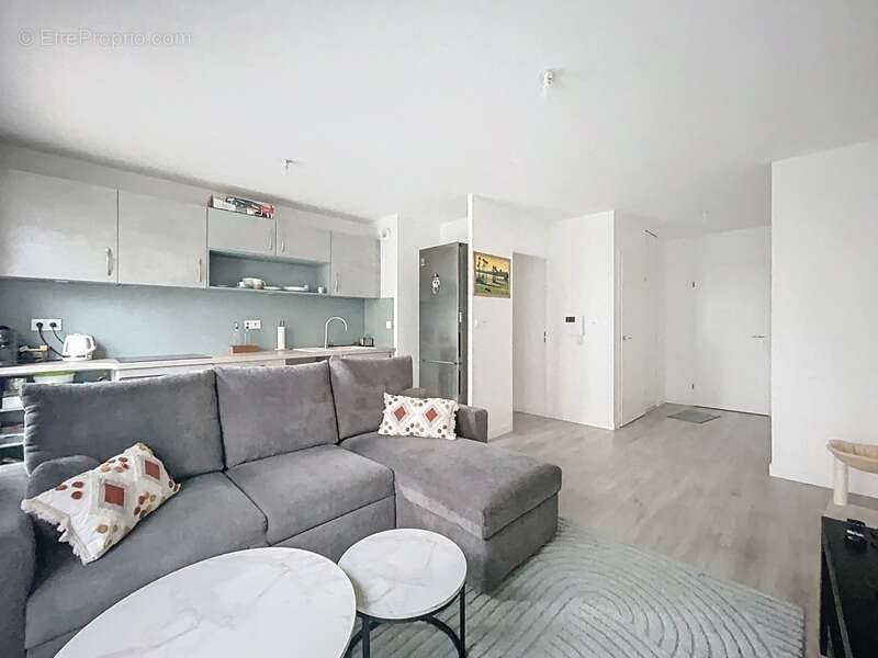 Appartement à SAINT-CYR-SUR-LOIRE