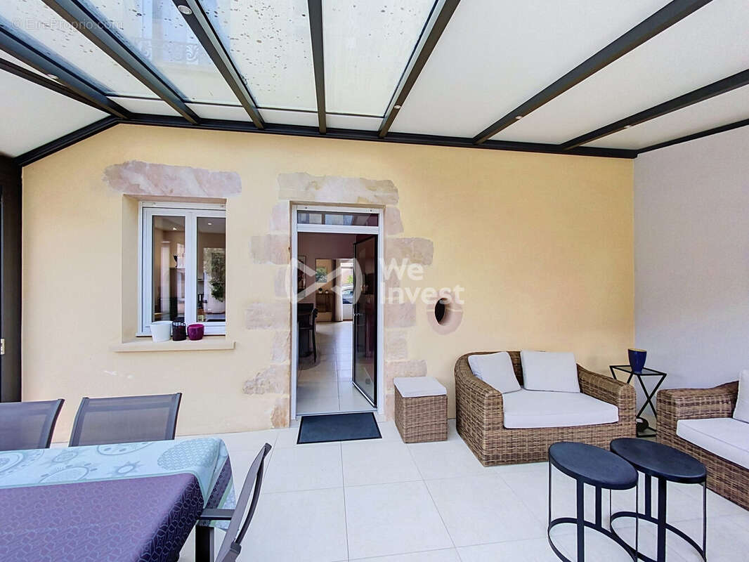 Maison 234 m² à Villaines-La-Carelle  - photo 8