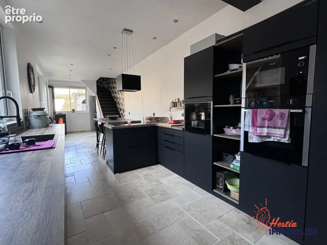 Maison 250 m² à Auve  - photo 2