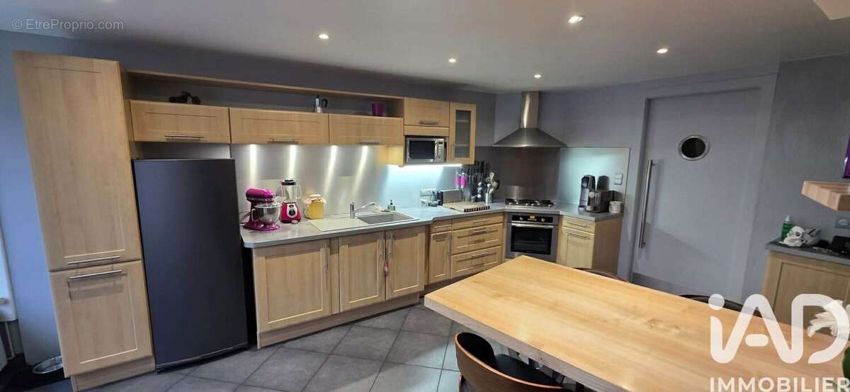 Maison 162 m² à Moffans-Et-Vacheresse  - photo 4