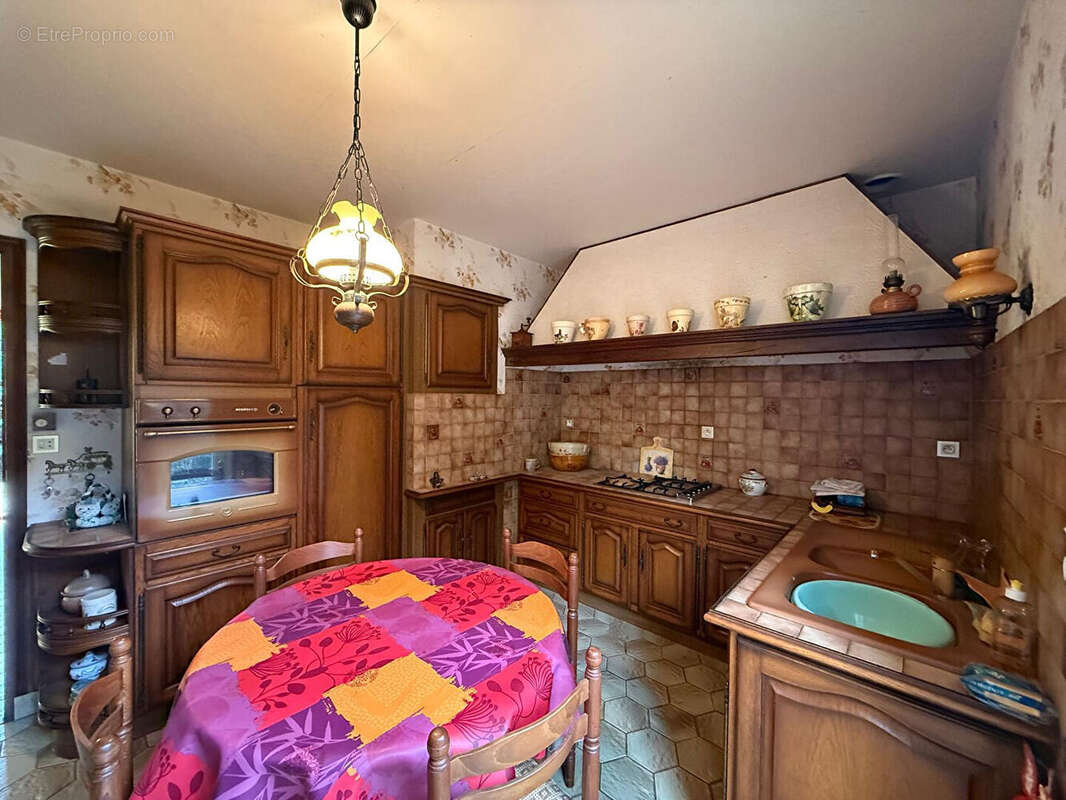 Maison à NEUILLY-SAINT-FRONT