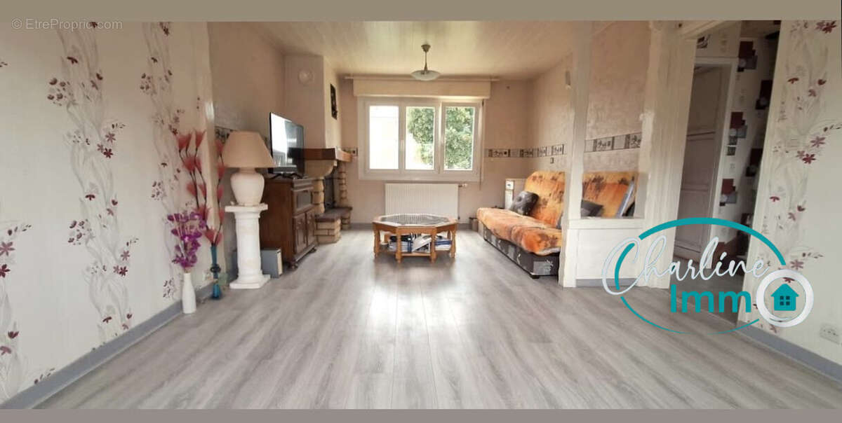 Maison à AILLY-SUR-SOMME