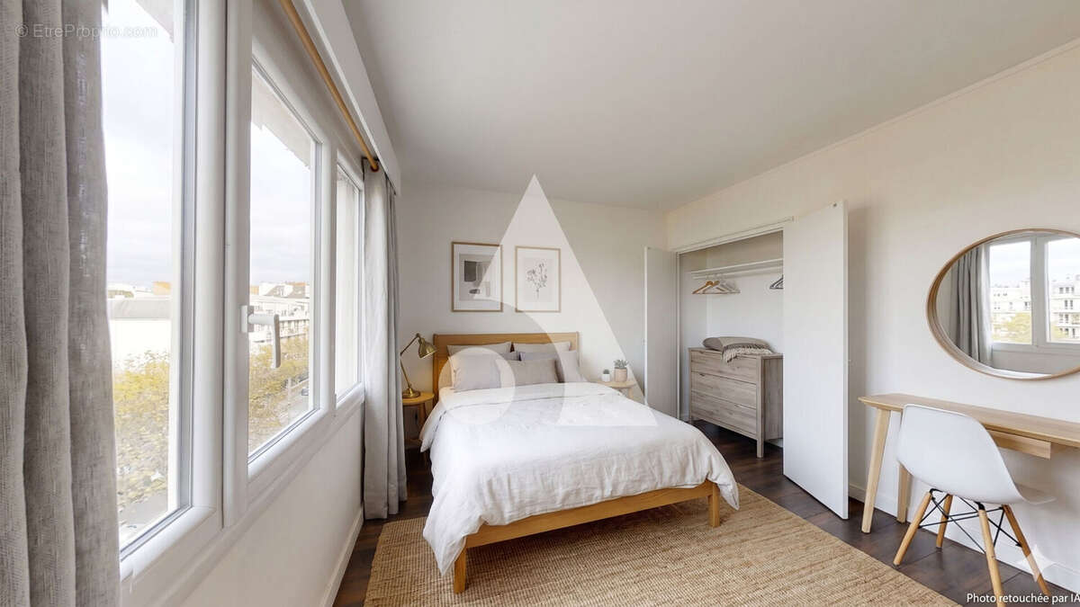 Appartement à LA GARENNE-COLOMBES