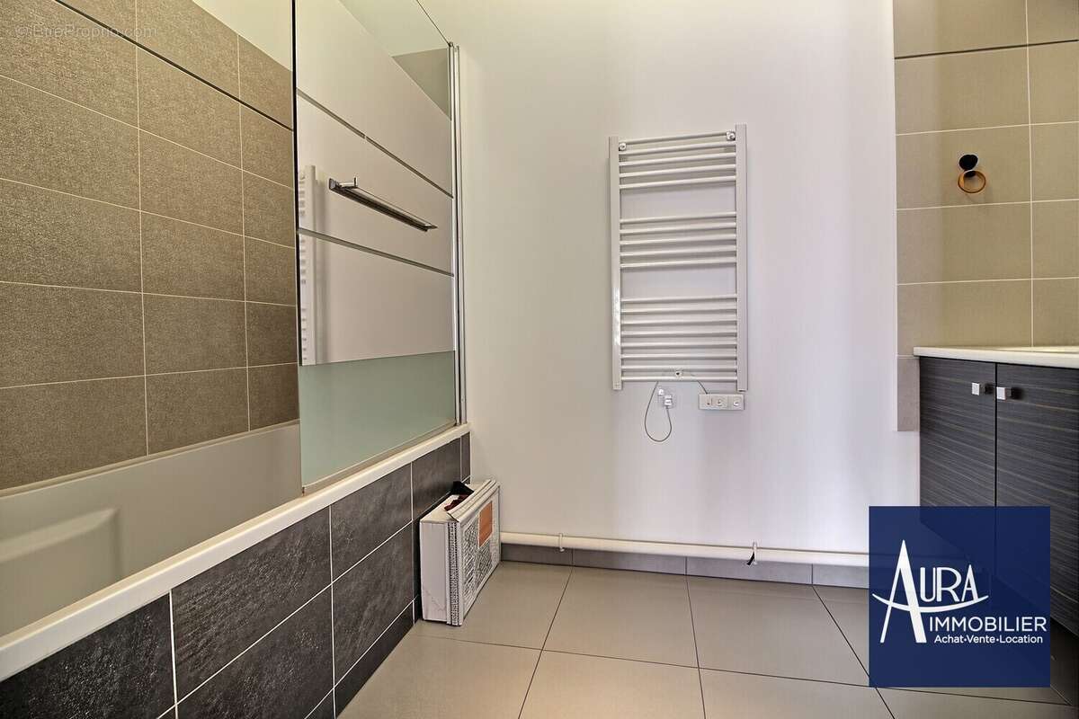 Appartement 61 m² à Romainville  - photo 9