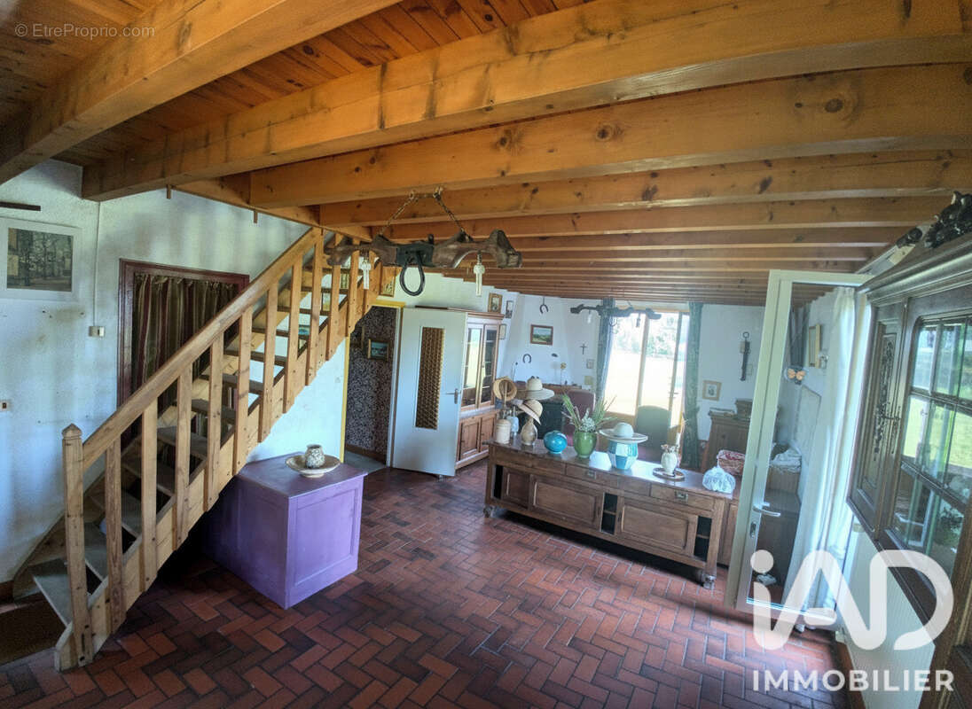 Maison 111 m² à Pionnat  - photo 7