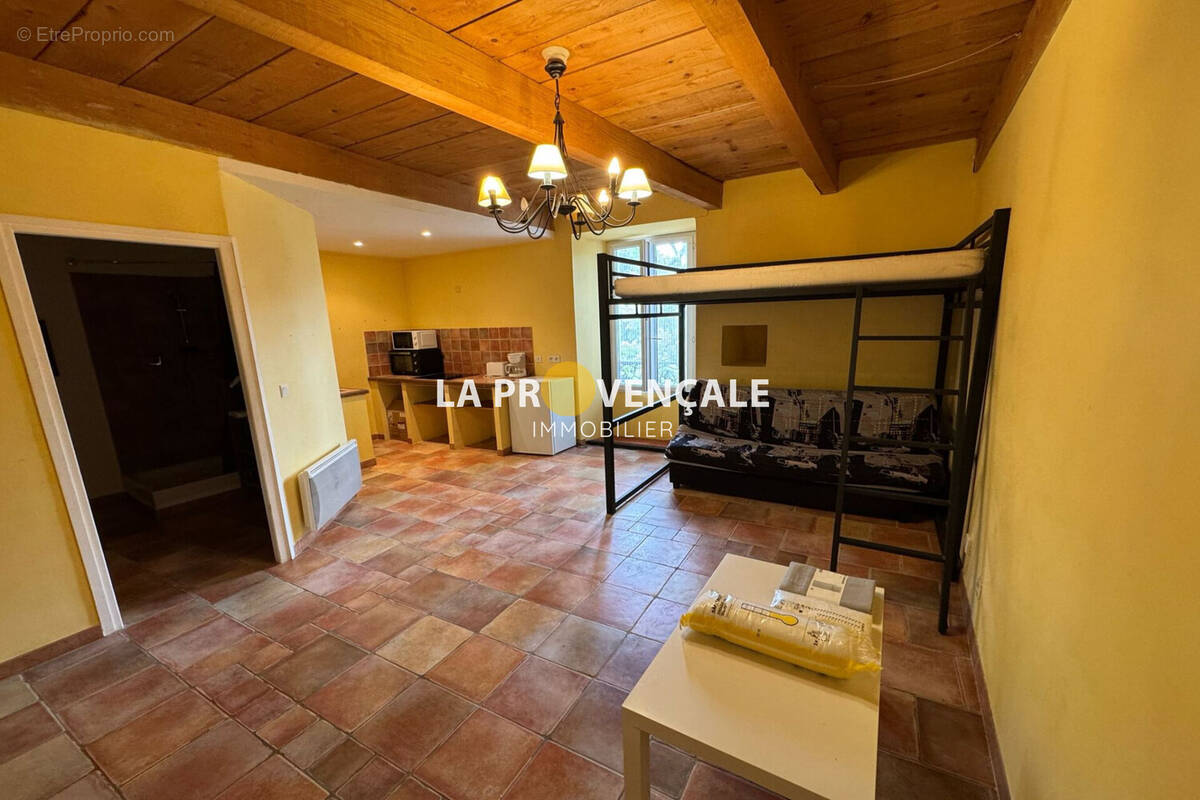 Appartement à LA VERDIERE