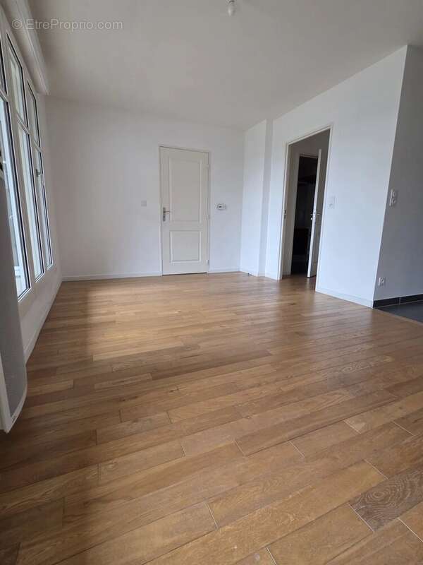 Appartement à MAISONS-LAFFITTE