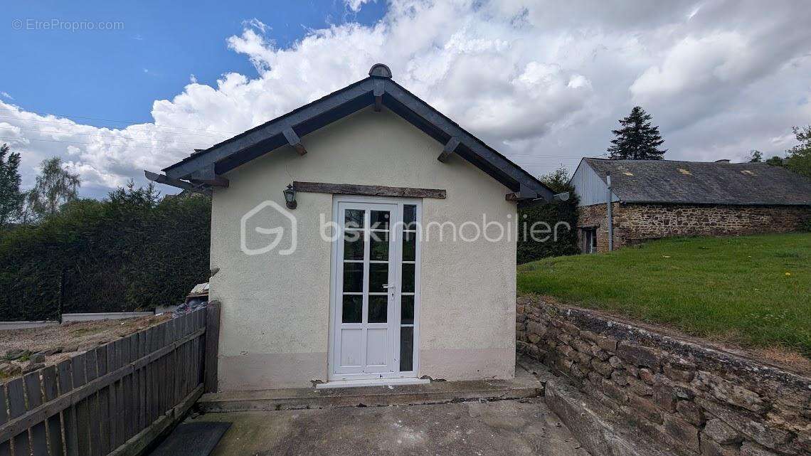 Maison à SAINT-MARS-SUR-LA-FUTAIE