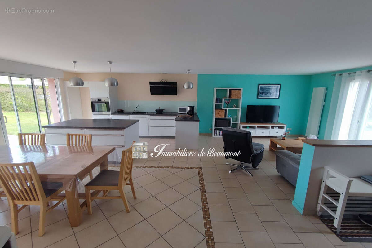 Maison à BEAUMONT-LE-ROGER