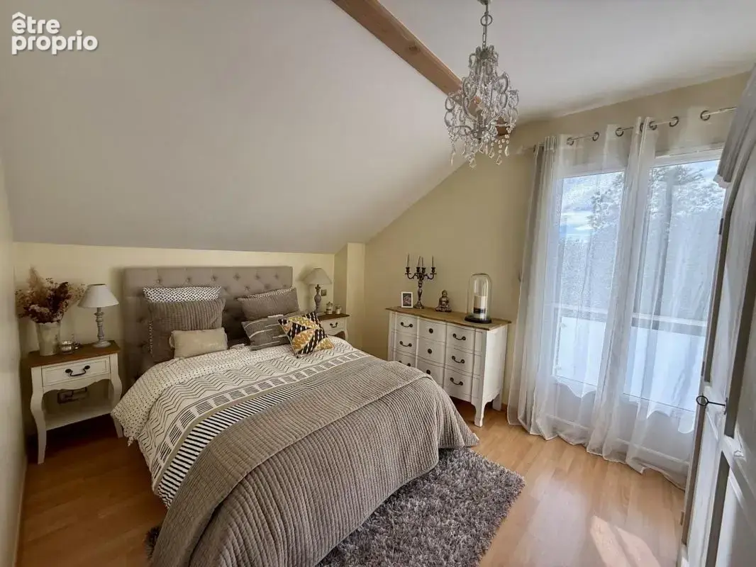 Maison 213 m² à Viuz-La-Chiesaz  - photo 11