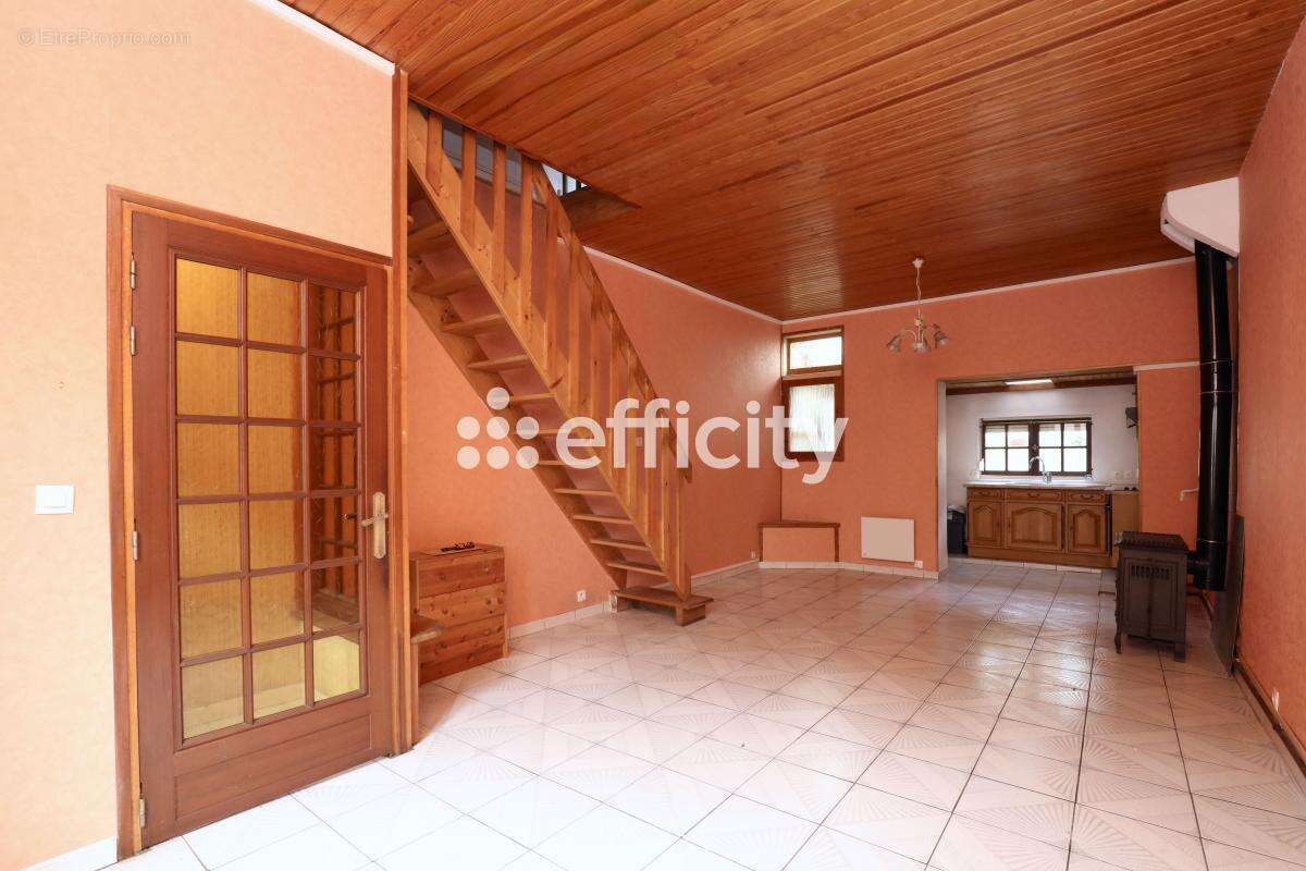 Maison à CROIX