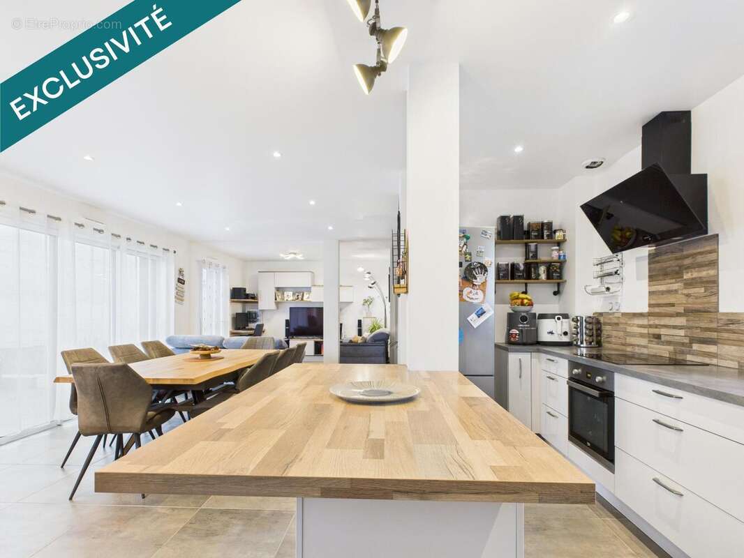 Photo 4 - Maison à SAINT-MARTIN-DES-CHAMPS