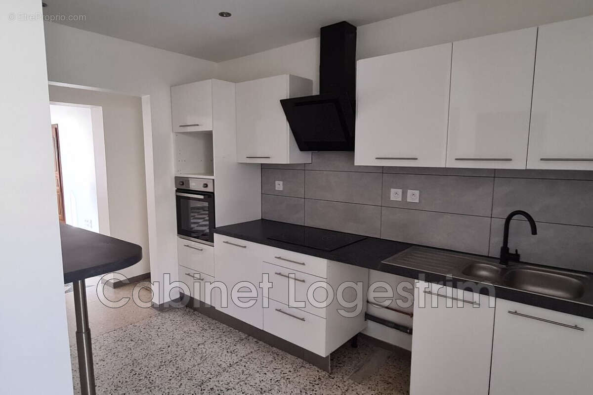 Appartement à MILHAUD