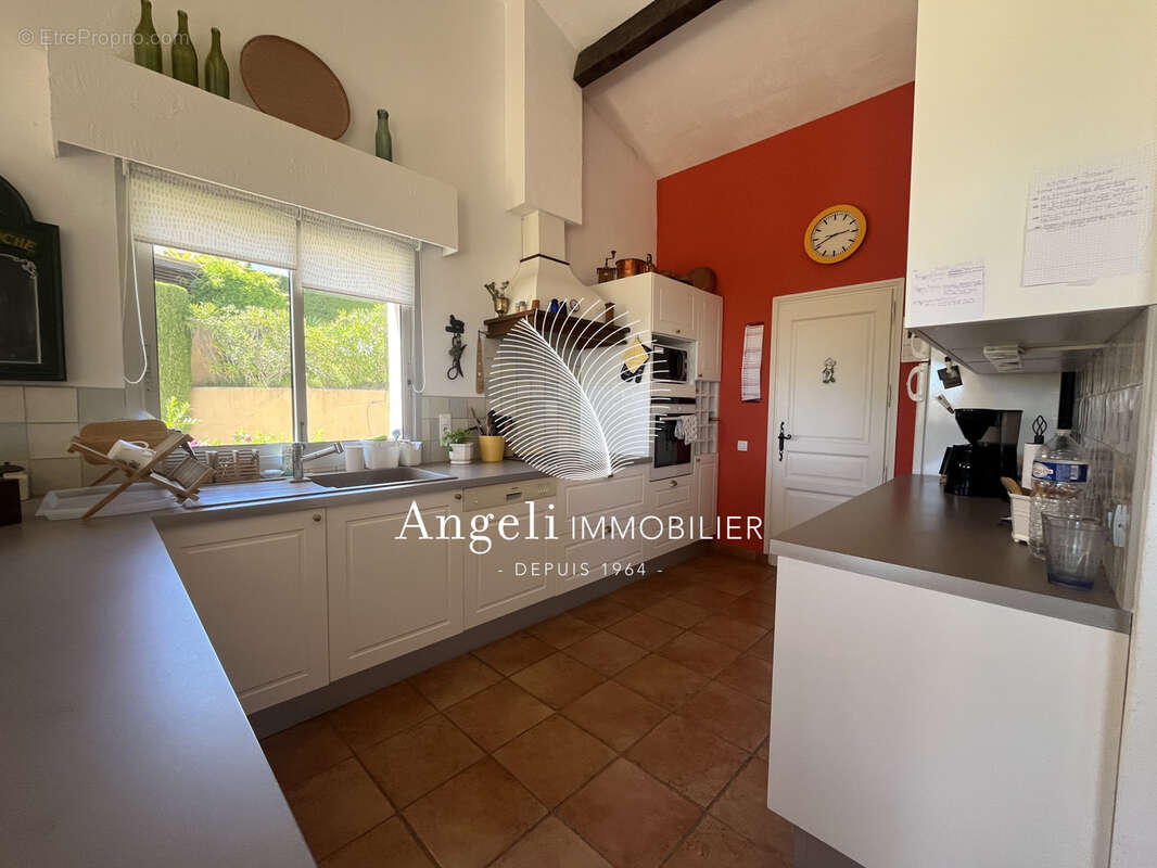Maison à FREJUS