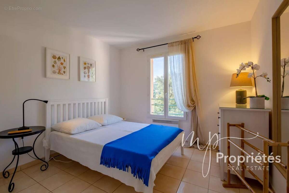 Maison à RAYOL-CANADEL-SUR-MER