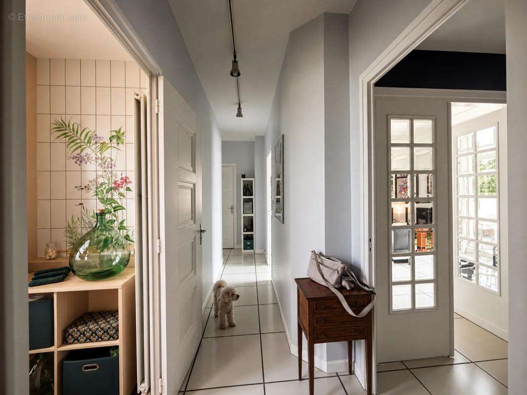 Appartement de 5 pièces de 174 m² à Saint-Étienne - photo 11