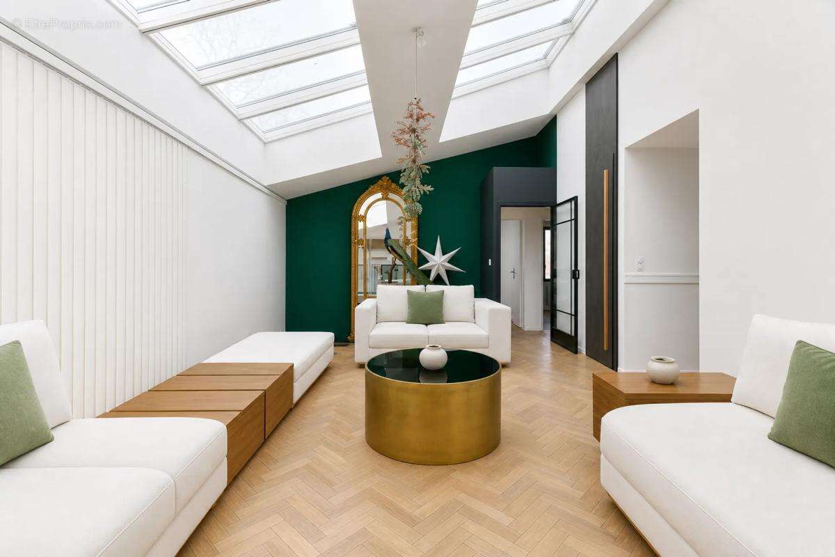 Basse-Goulaine : 450 m² - photo 13