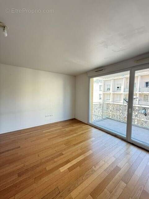 Bel appartement - 3 pièces - Immeuble récent - Cergy - photo 5