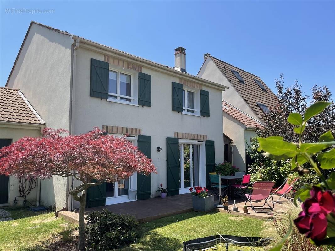 Maison à PONTAULT-COMBAULT