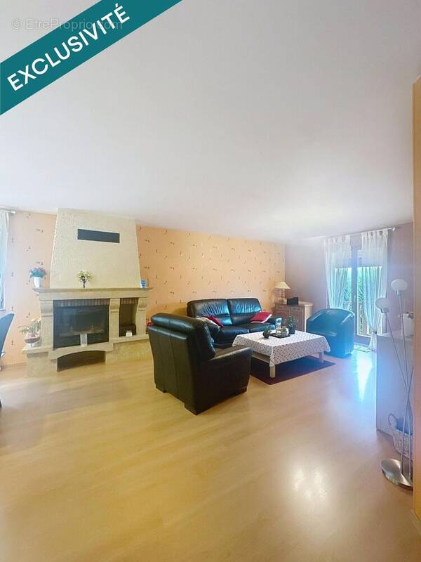 Photo 1 - Maison à NEUFCHEF