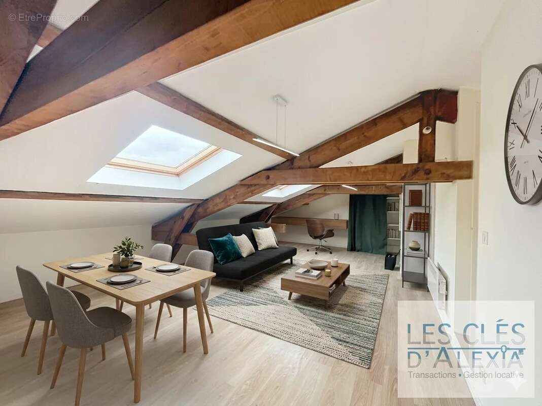 Appartement à SAINT-ETIENNE