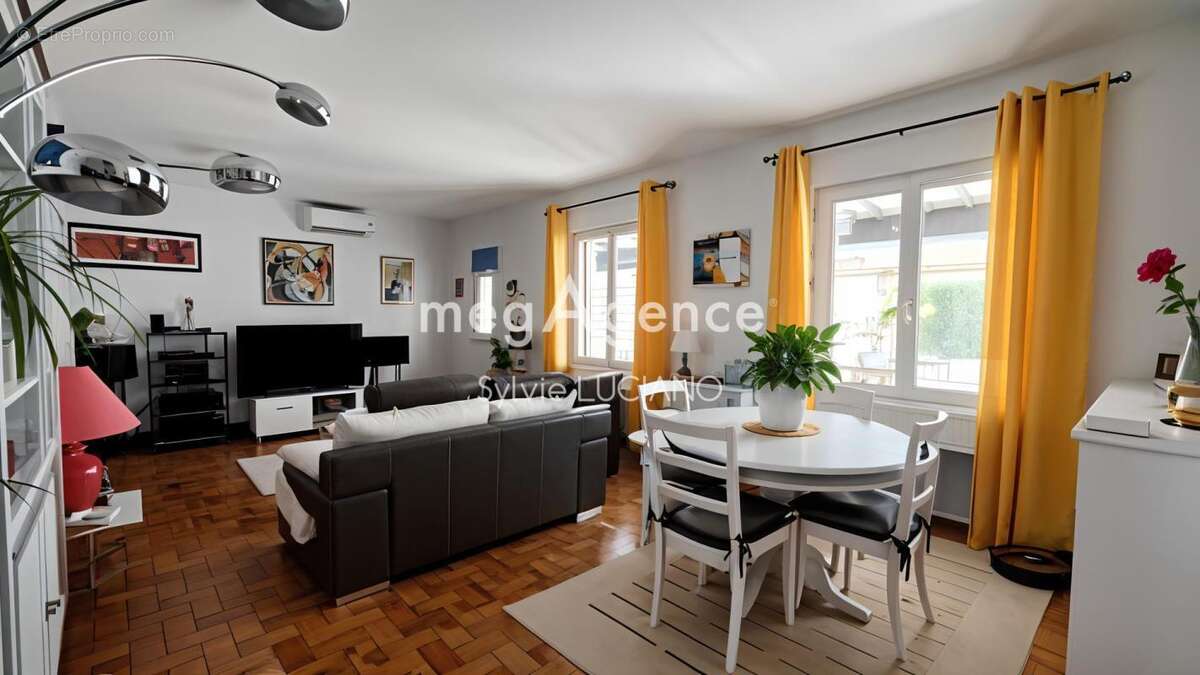 Plain pied, 3 chambres avec piscine - photo 2