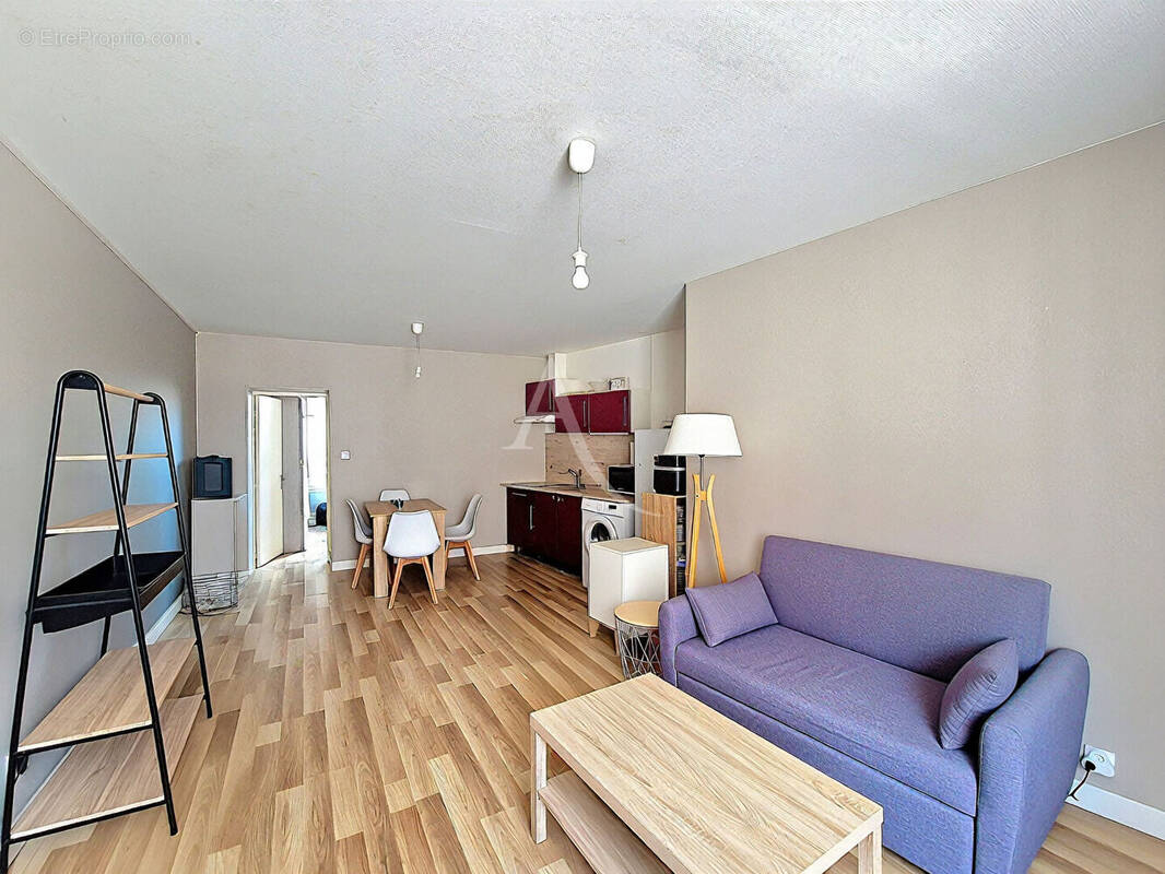 Appartement à CHAMPIGNE