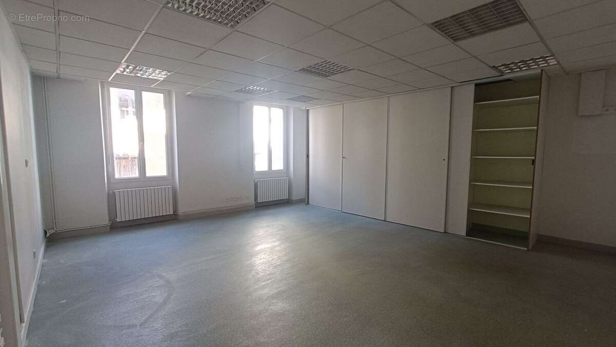 Bel immeuble de rapport - centre ville - fort potentiel locatif - photo 10