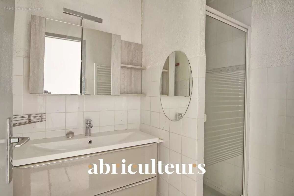 Appartement à ROGNES